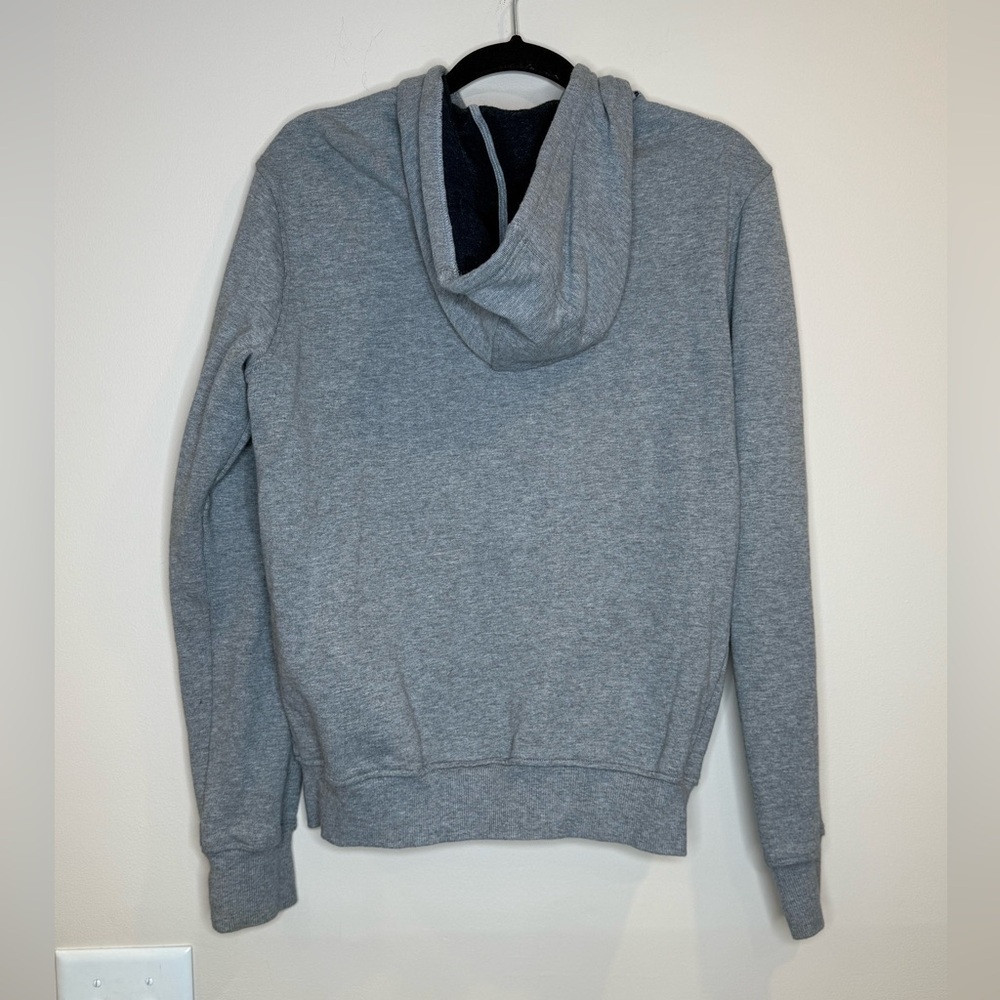 🔥Michael Kors Women’s Gray Zip-Up Hoodie🔥 - Picture 2 of 6